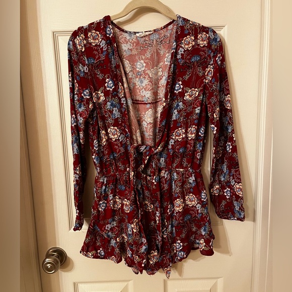 Women’s Cotton Candy LA Floral Low Cut Romper - Picture 1 of 9
